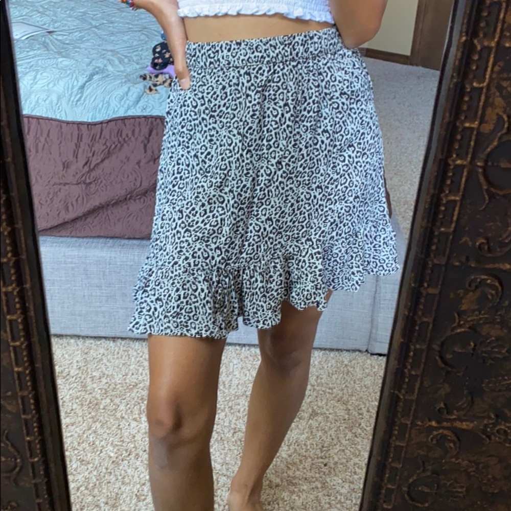 Leopard skirt